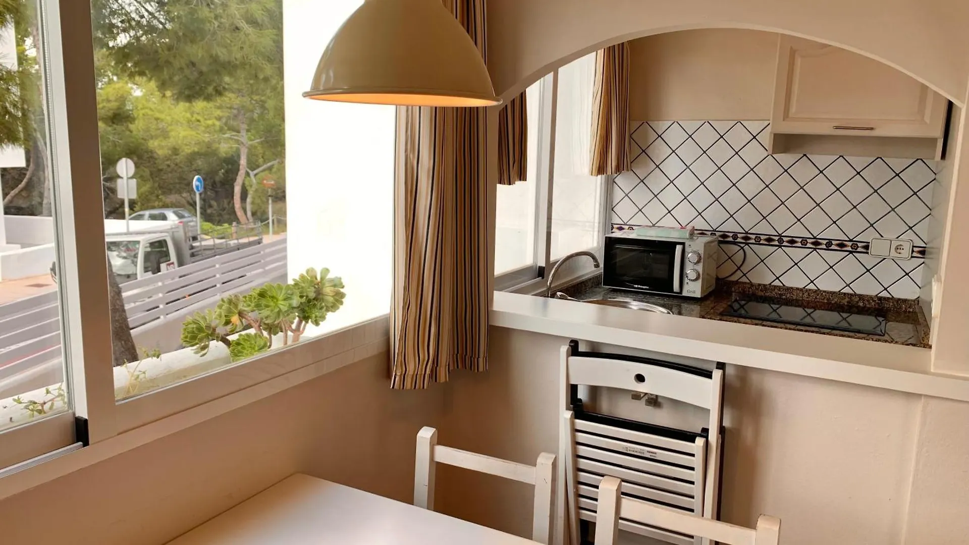 דירה אס פוחולס Apartamentos Rex, Con Due Camere Da Letto ספרד